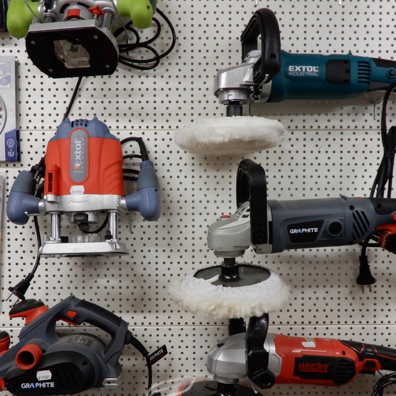 SZABÓ szerszámcentrum 20